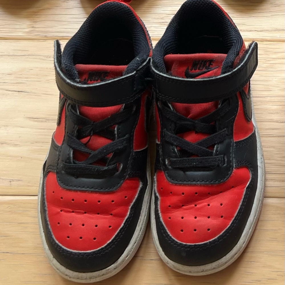 Nike Kids Black and Red Court Borough Low Recraft